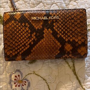 NWT Michael Kors Snakeskin Python Pattern Wallet